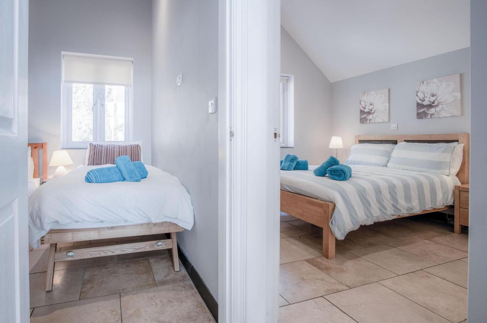 Ewyn Y Don - 2 Bedroom Apartment - Пендайн Екстериор снимка