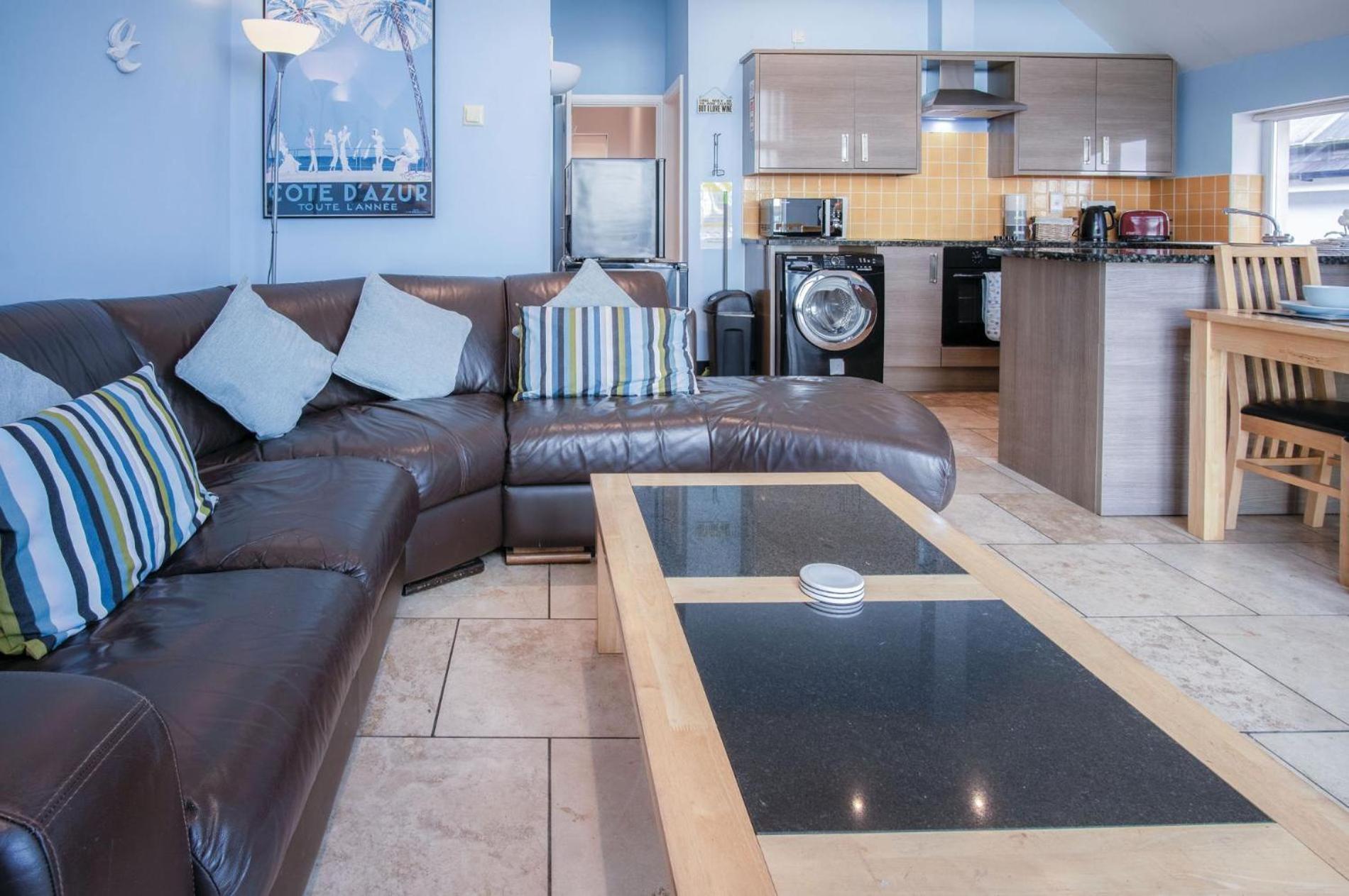 Ewyn Y Don - 2 Bedroom Apartment - Пендайн Екстериор снимка
