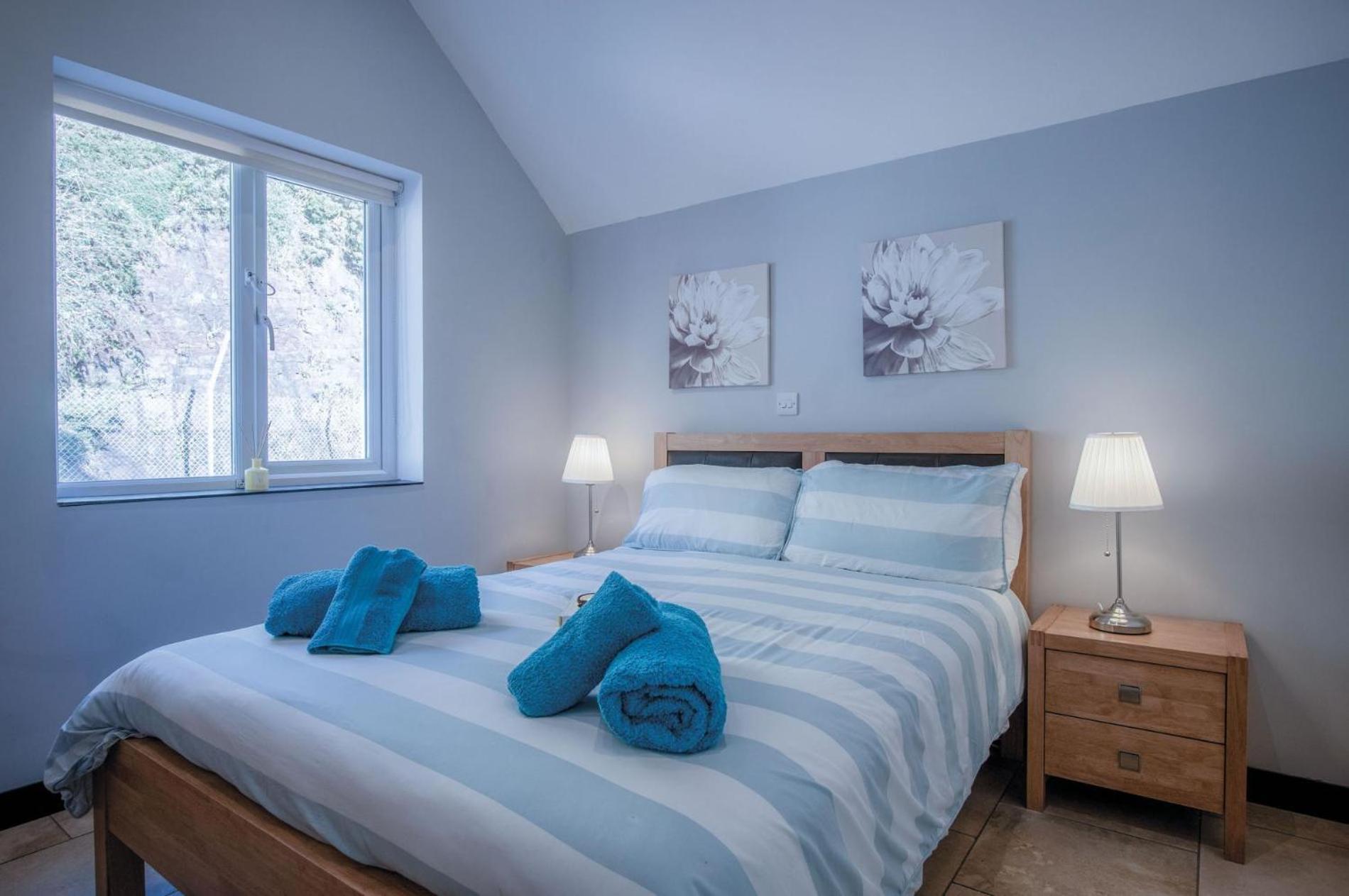 Ewyn Y Don - 2 Bedroom Apartment - Пендайн Екстериор снимка