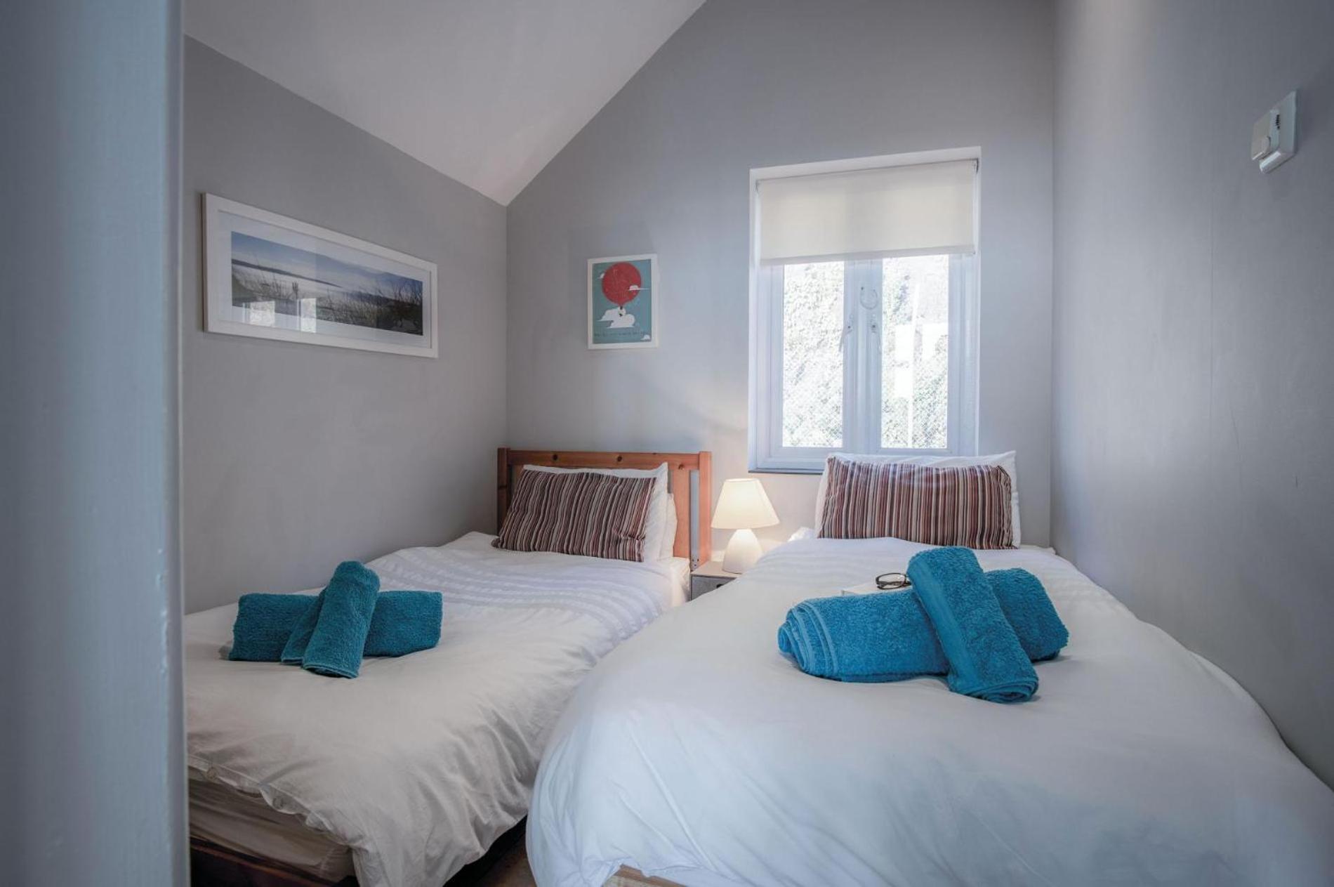 Ewyn Y Don - 2 Bedroom Apartment - Пендайн Екстериор снимка